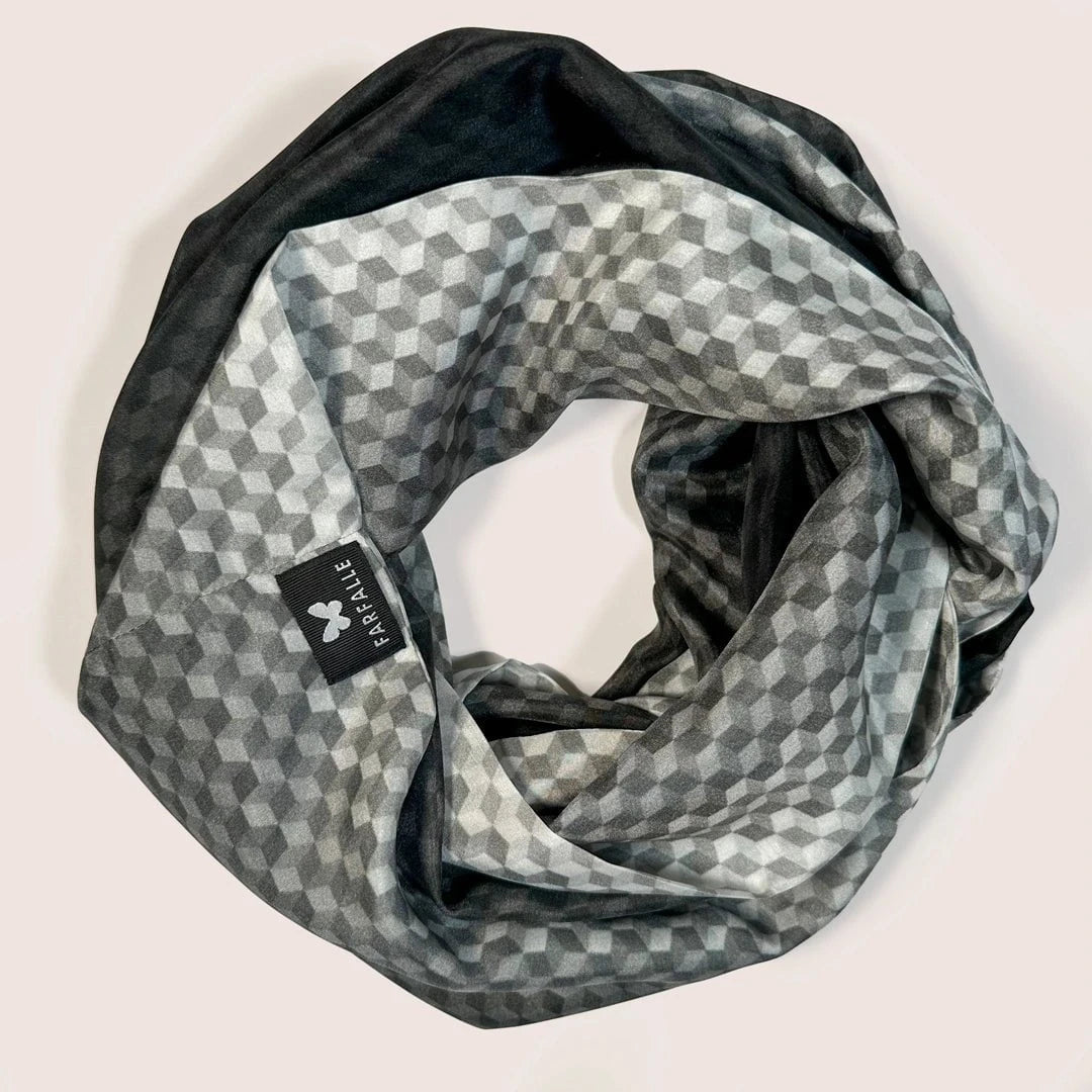 Ombre Cubes Infinity Scarf - Smoky Noir